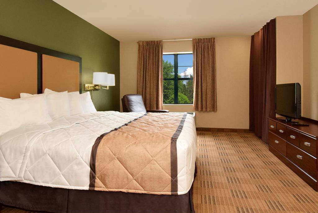 Extended America - San Diego - Village By The Sea 2*