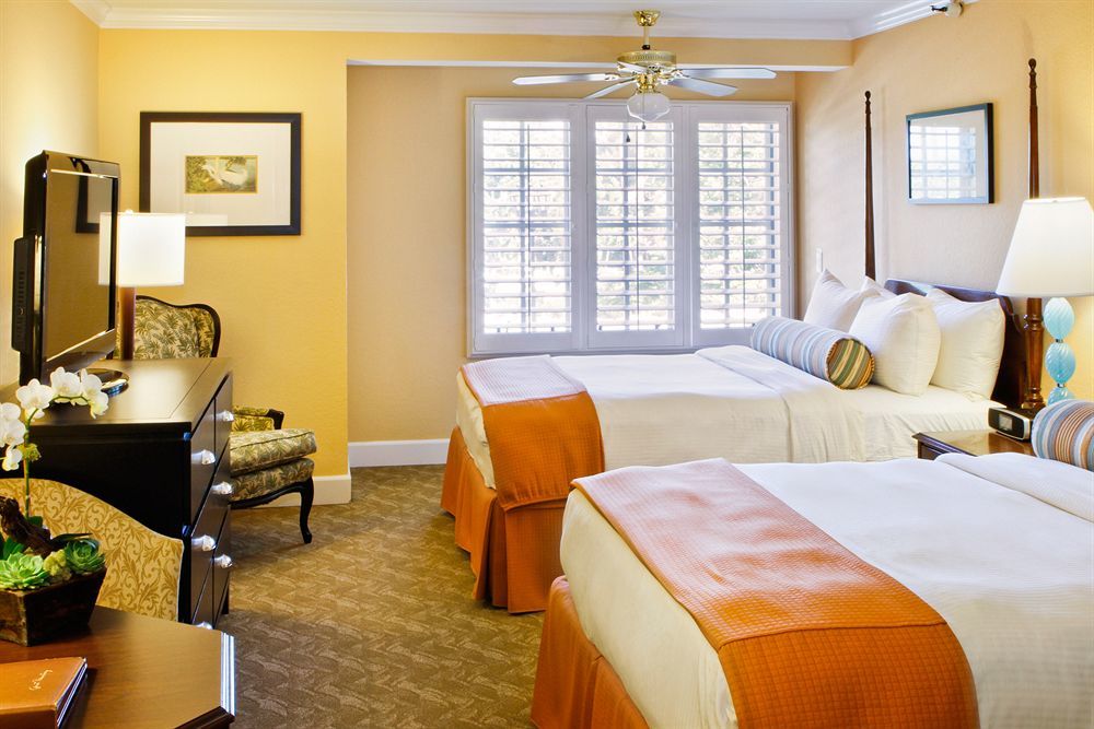 Carlsbad Inn Beach Resort