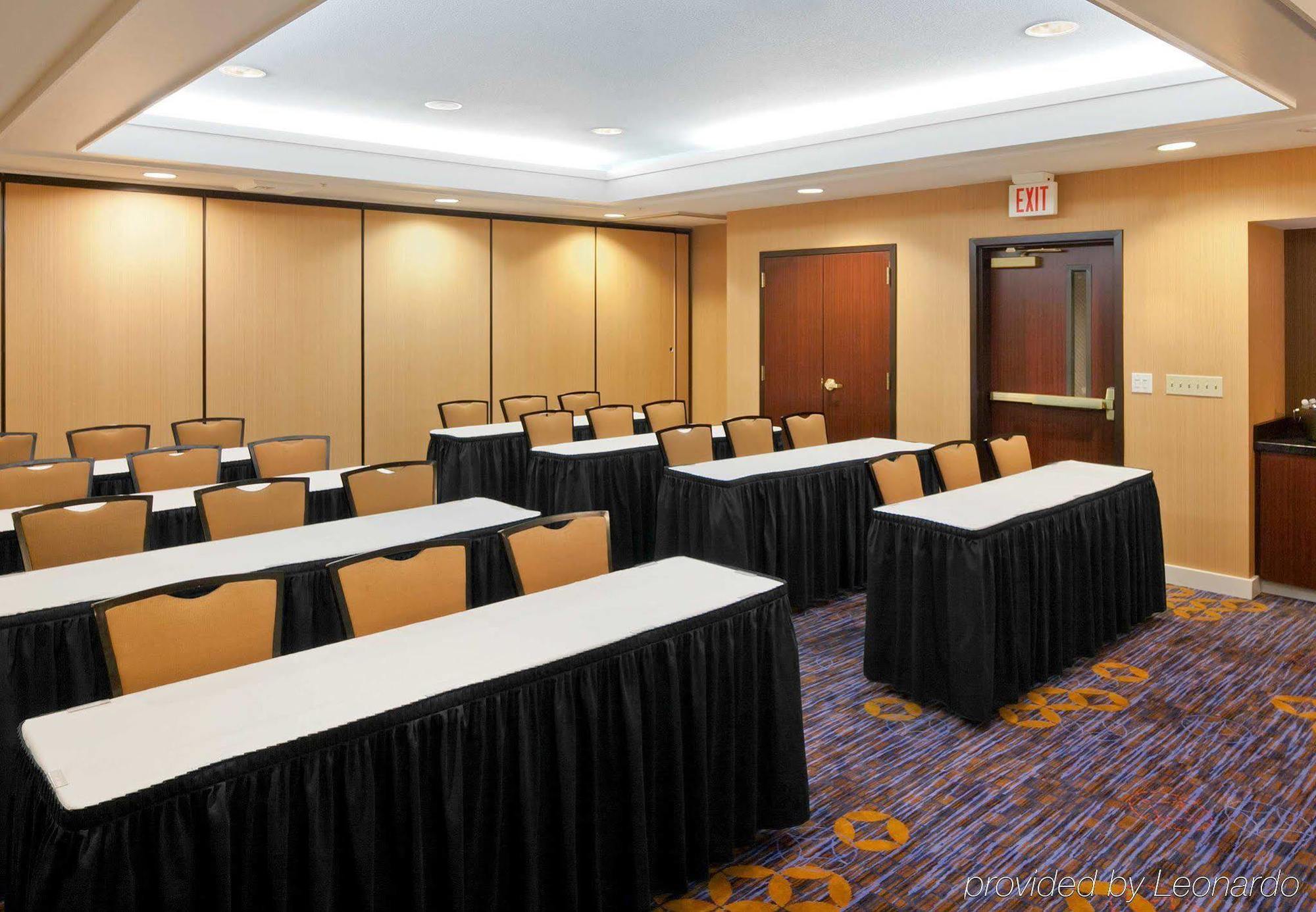 Courtyard By Marriott San Diego Hotel 3*