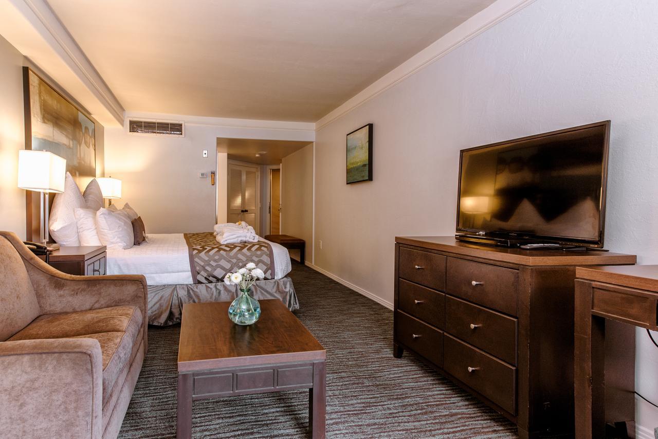 Tamarack 3*