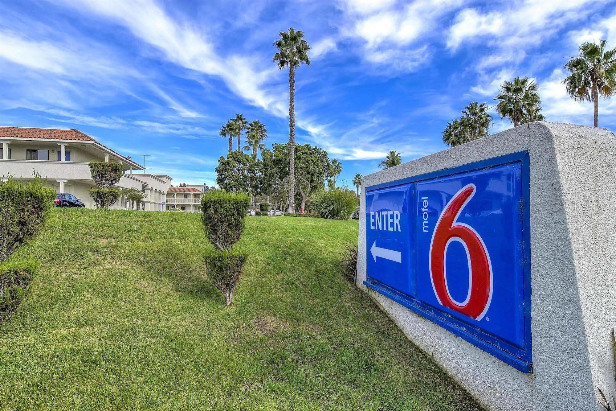 6-carlsbad, Ca Hotel