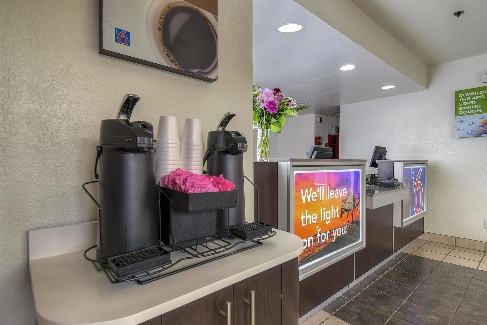 6-carlsbad, Ca Hotel