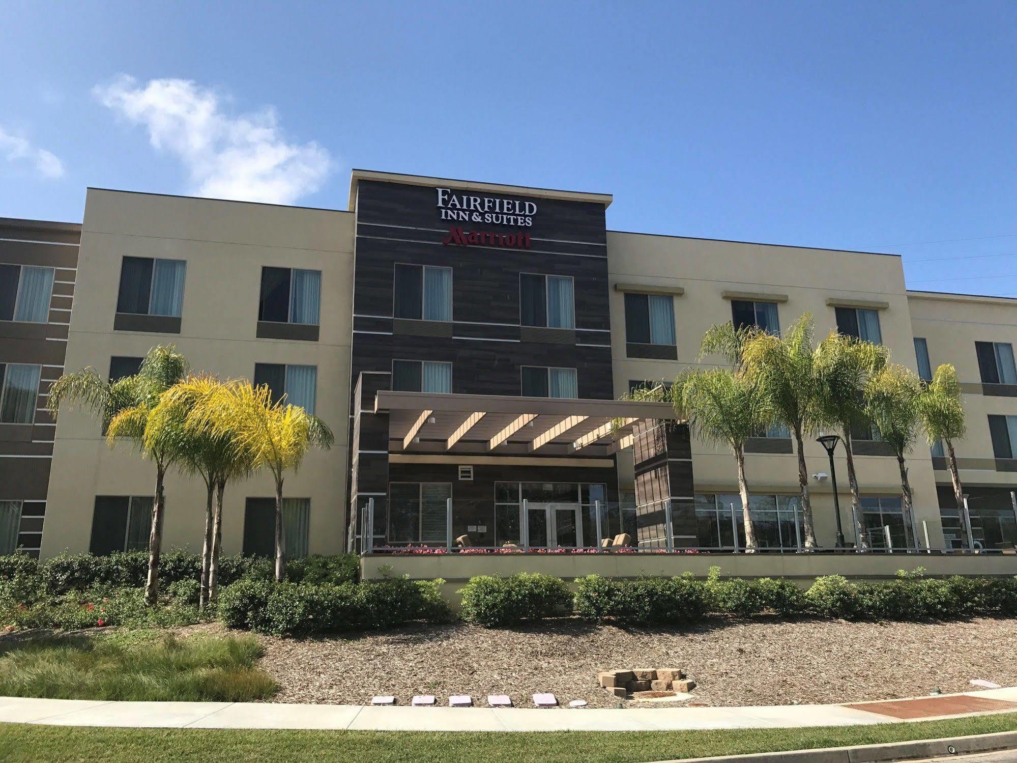 Hotel Fairfield & By Marriott San Diego