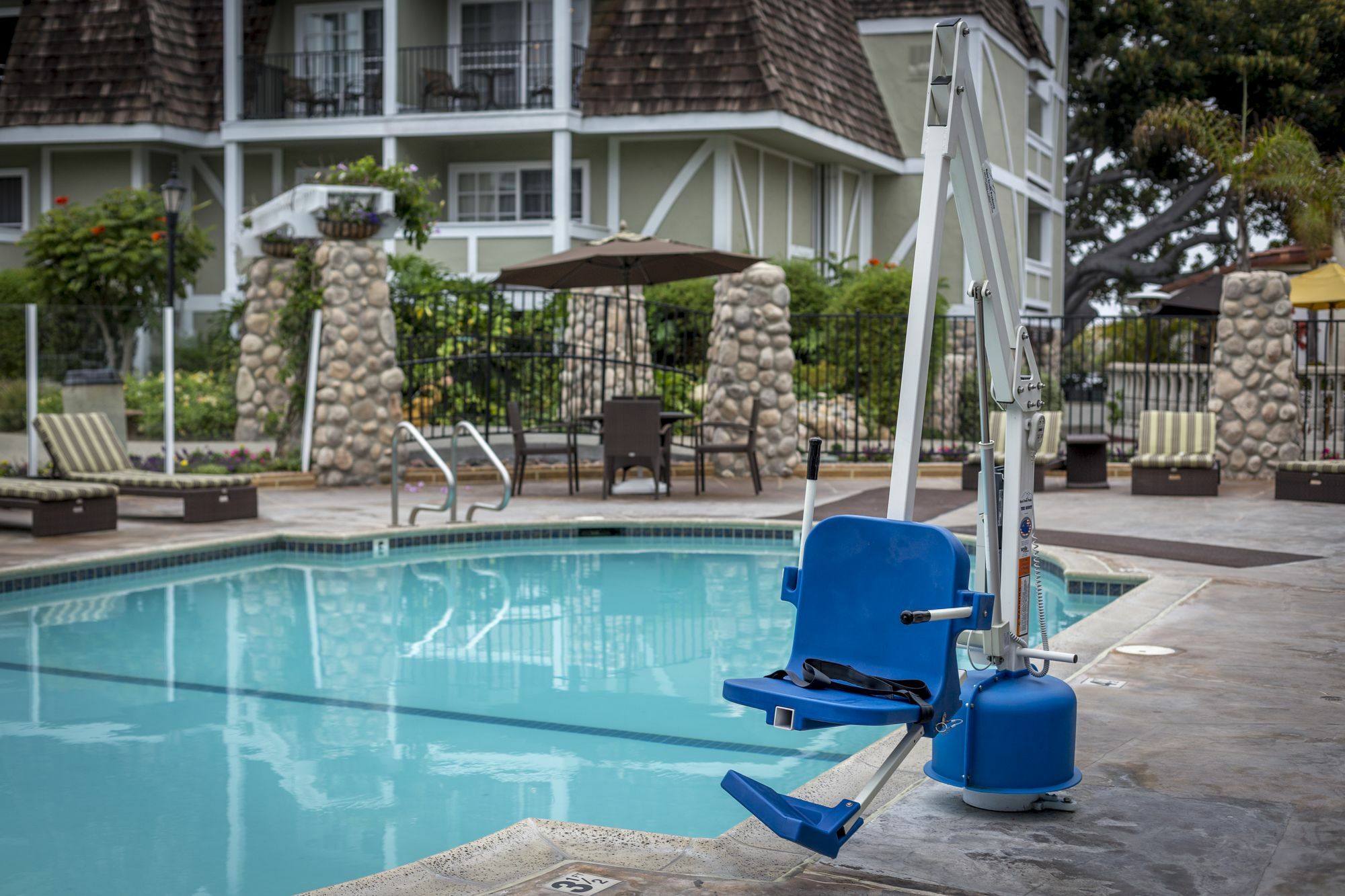 Carlsbad Inn Beach Resort