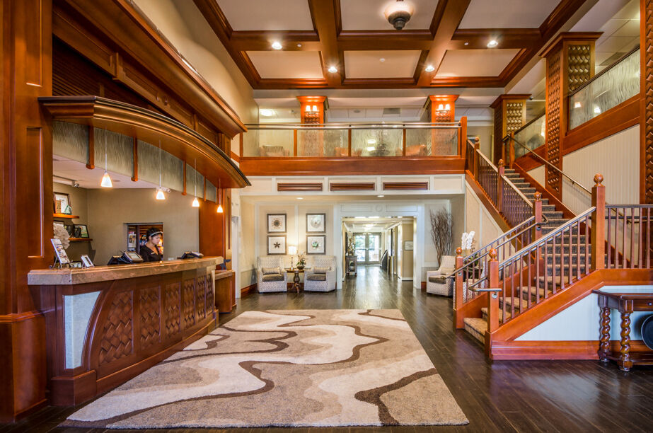 Hotel West &