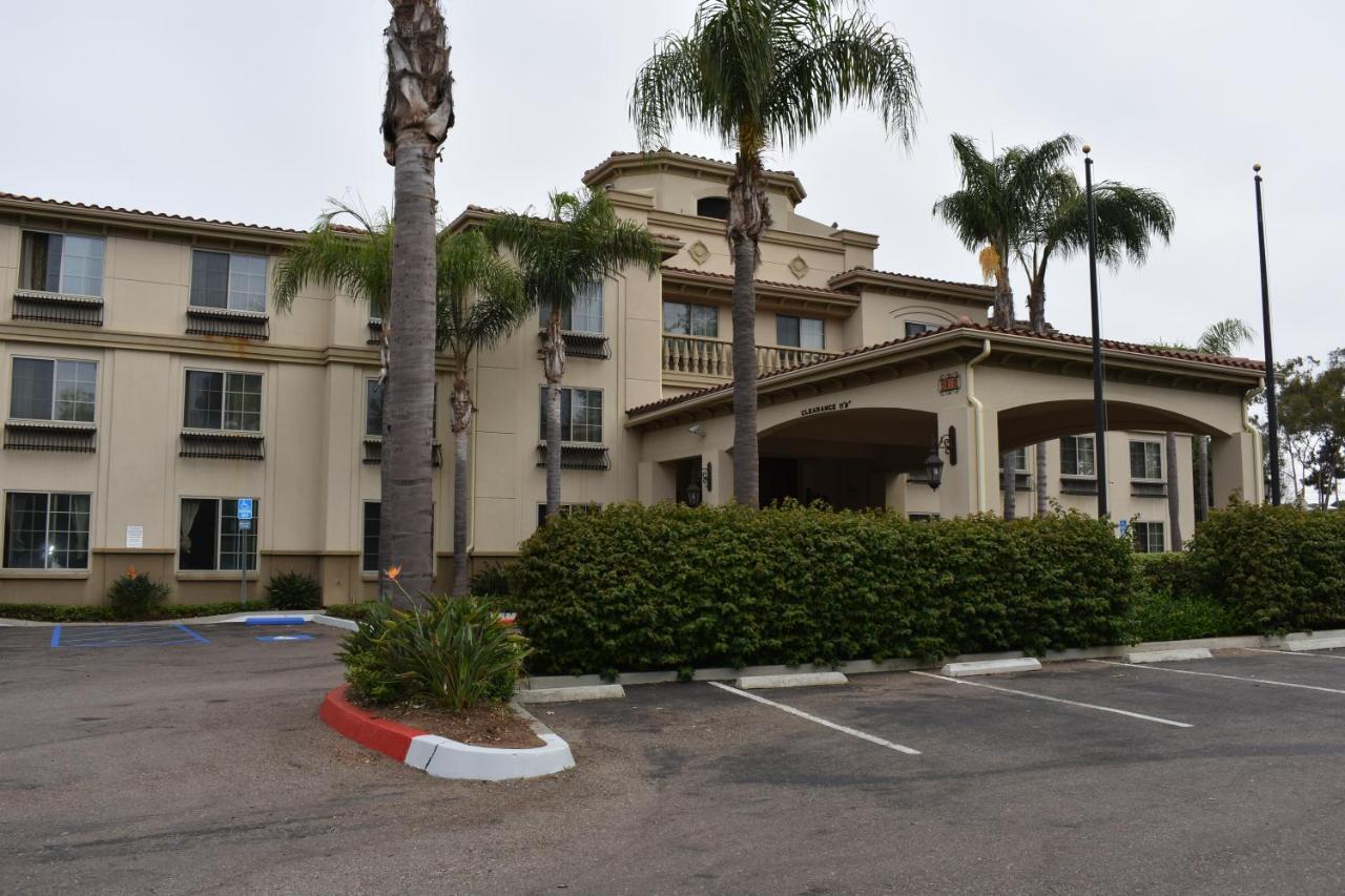 6 Carlsbad, Ca Hotel