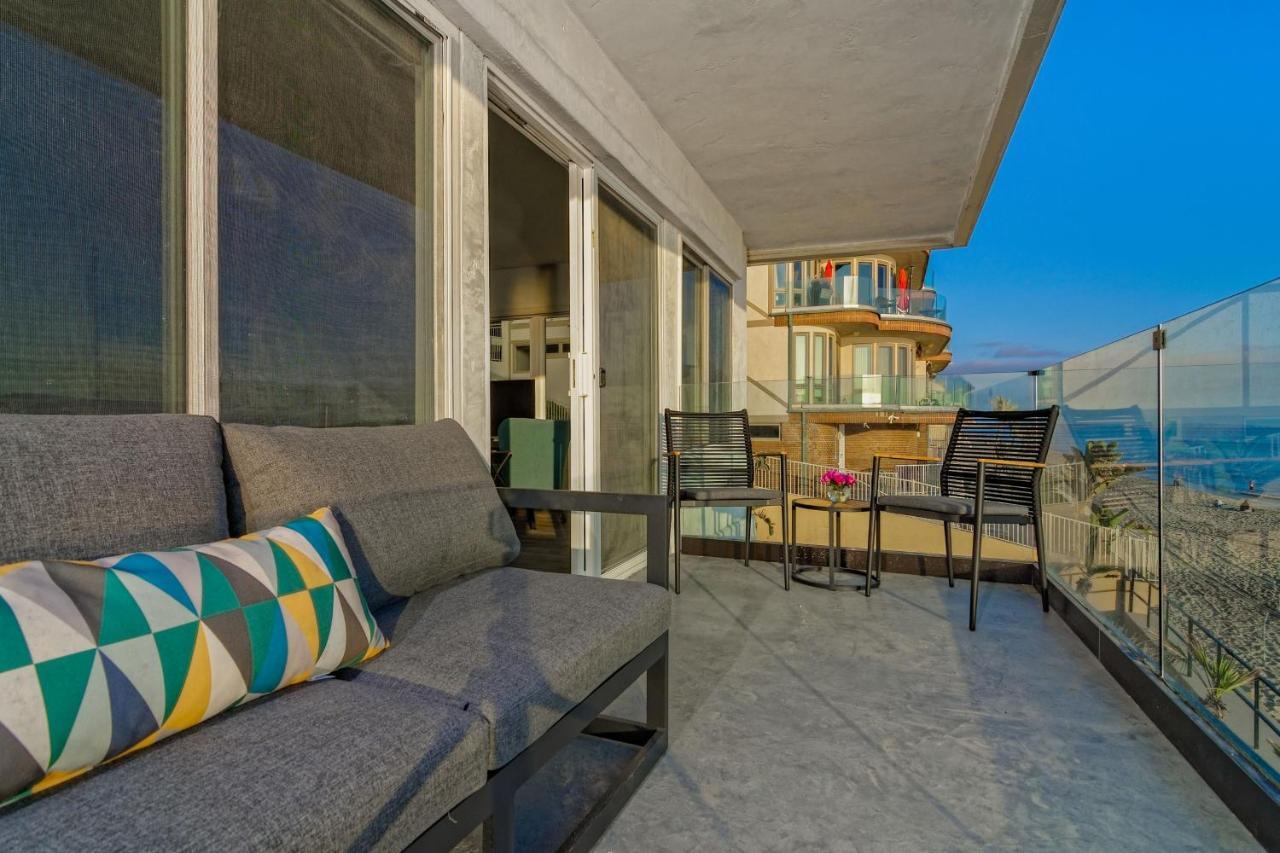 Ocean Front *