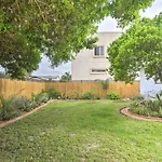 Coastal Carlsbad Home: 1 Mi To Beach & Downtown