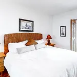 2751 Ocean Street