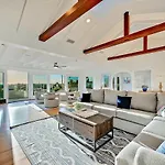 1185 Tamarack Home