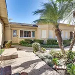 Downtown Carlsbad Apartment < 1/2 Mi To Beach!