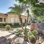 Downtown Carlsbad Apartment < 1/2 Mi To Beach!