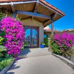 Walk To The Beach - Outdoor Dining - Spacious