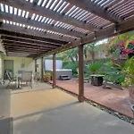 Hot Tub, Fire Pit, Bbq, Shuffleboard, Walk To Beach