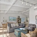 180 N 190 Walnut Entire Home