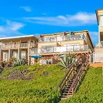 Amazing Beachfront Condo With Deck, Patio, & Balcony