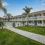 Motel 6-Carlsbad, Ca Beach