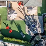 Walk To Ponto Beach - Surf And Relax