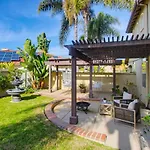Quiet Carlsbad Home One And A Half Miles From The Beach