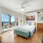 Oceanfront Condo, Private Patio, Beach Access, Bbq