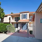 2340 Hosp Way Condo Condo