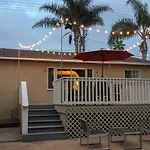 Ultimate Beach Bungalow - 1 Block From Beach - Huge Backyard