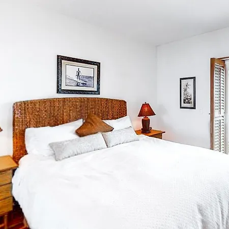 2751 Ocean Street * Carlsbad