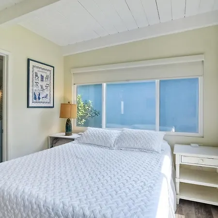 Oceanfront With Private Access, Remodeled Kitchen Holiday home Carlsbad