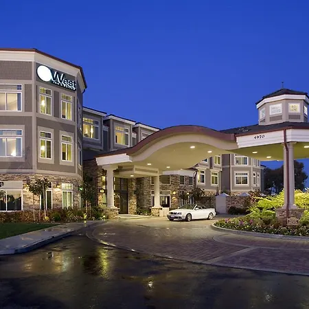 West & Hotel