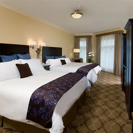 West & Hotel