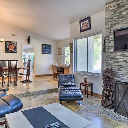 Getaway - Furnished Patio + Pool! Holiday home Carlsbad