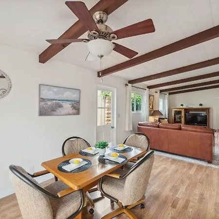 Cozy - 2 Blocks To Beach! Carlsbad