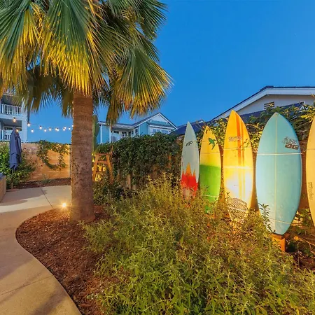 Charming - 4br, Sleeps 10, Pets Ok Holiday home Carlsbad