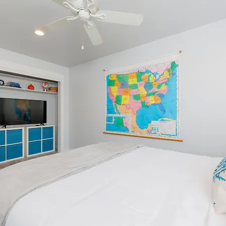 Charming - 4br, Sleeps 10, Pets Ok *