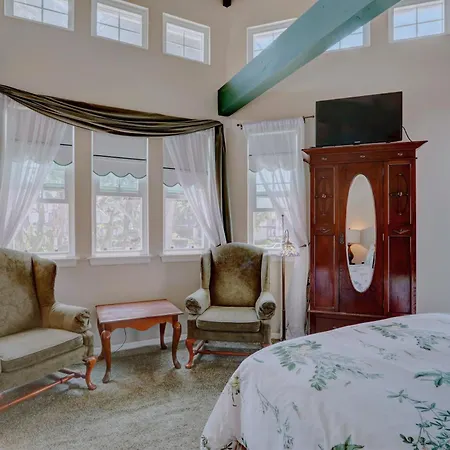 Pelican Cove 4*
