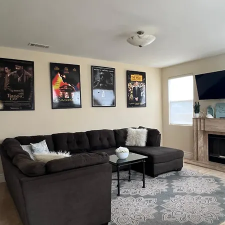 Ocean Views From Beach-themed Gem By Village! Holiday home *