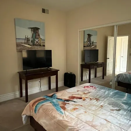Ocean Views From Beach-themed Gem By Village! Holiday home