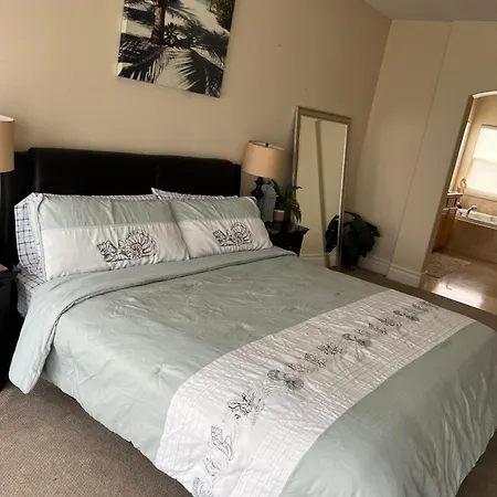 Ocean Views From Beach-themed Gem By Village! Holiday home *
