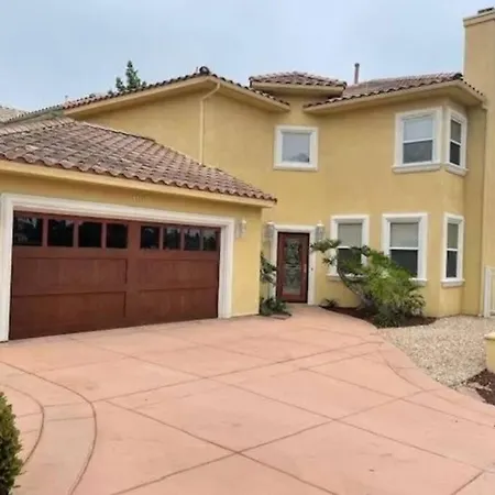 Holiday home Ocean Views From Beach-themed Gem By Village! Carlsbad