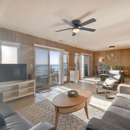 Oceanfront Getaway Ocean Views Fire Pit Bbq Access Apartment