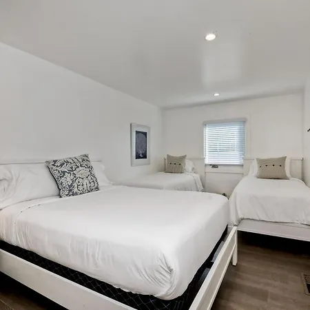 3636 Blvd - Lower *