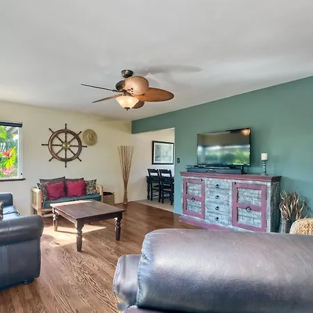 Holiday home 5285 Shore Drive *