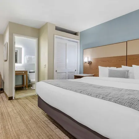 Hotel Western By The Sea 3*