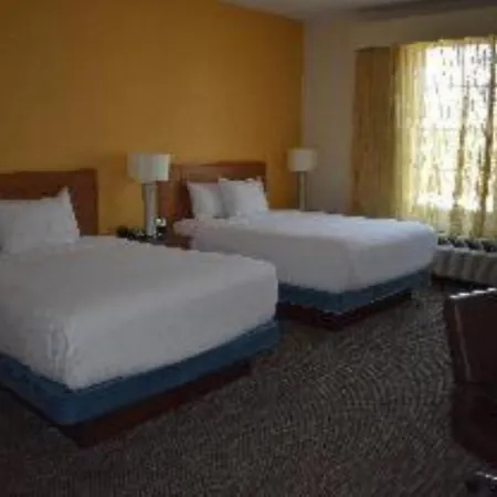 Hyatt House San Diego Hotel 4*