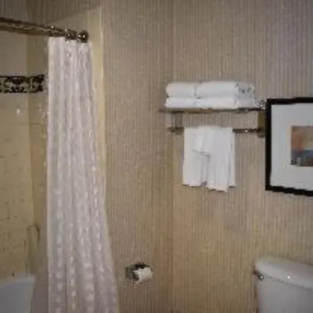 Hyatt House San Diego 4*