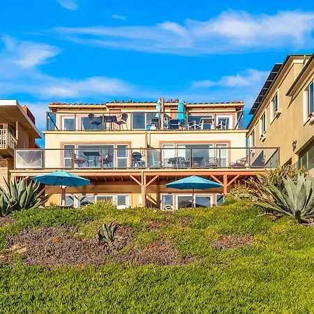 Amazing Beachfront With Deck, Patio, & Balcony *