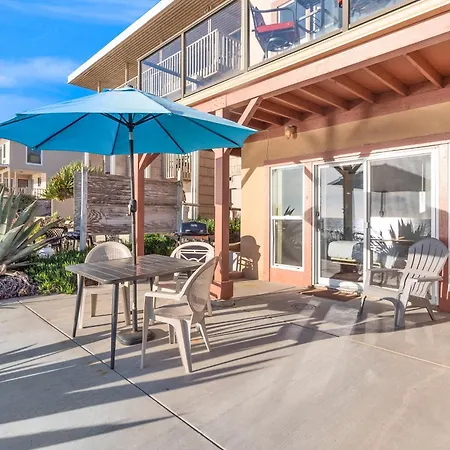 3009 Ocean St F Fantastic Oceanfront Featuring Free Wifi, Patio Apartment Carlsbad