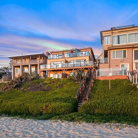 Apartment 3009 Ocean St F Fantastic Oceanfront Featuring Free Wifi, Patio Carlsbad
