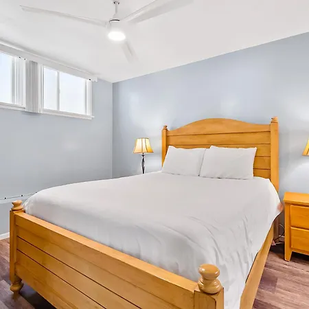 3009 Ocean St D Beautiful Beachfront With Deck Apartment
