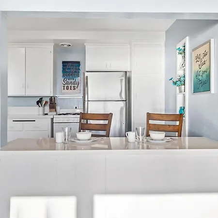 3009 Ocean St D Beautiful Beachfront With Deck